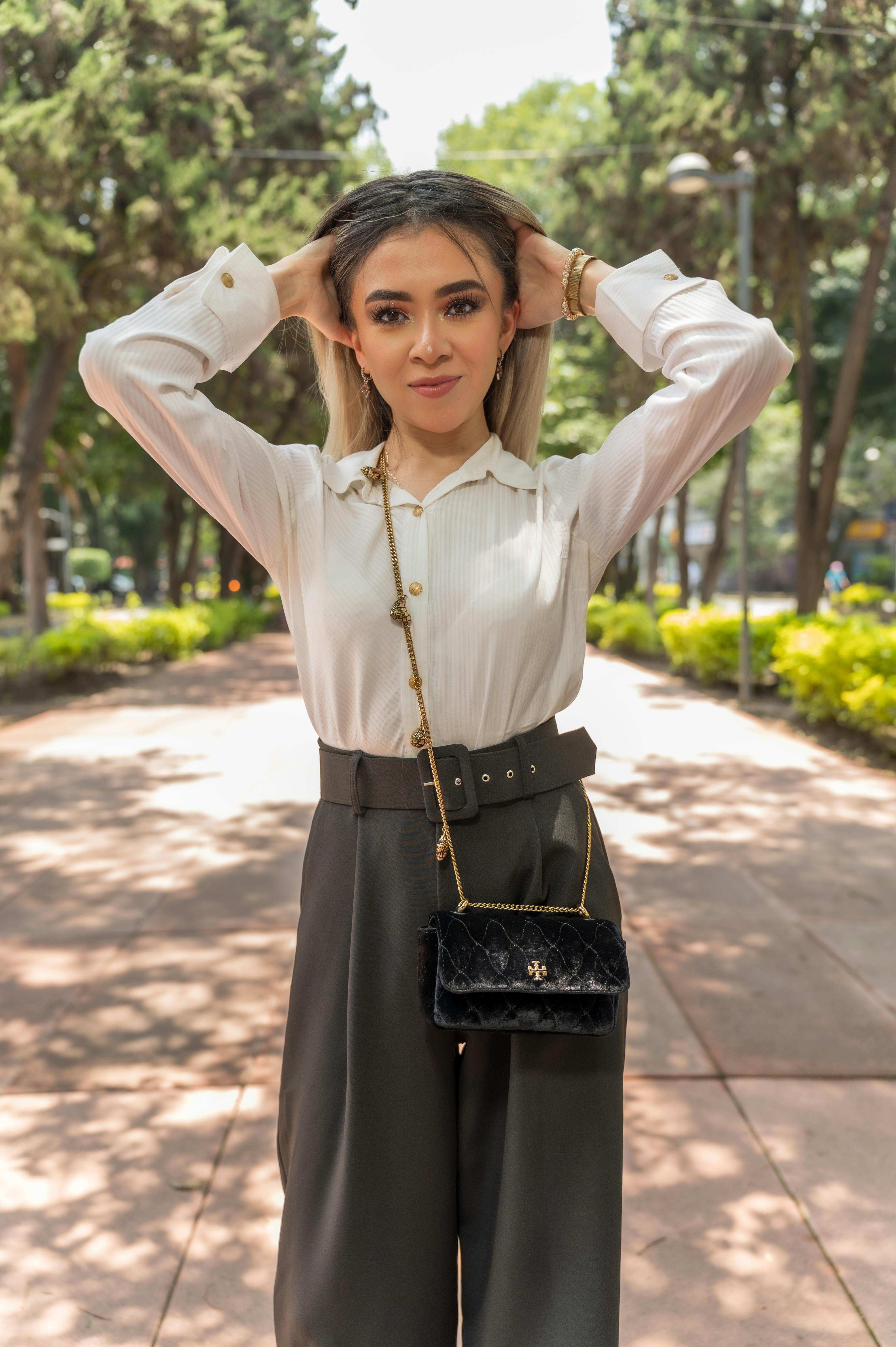 糖心视频侧边热播缩略图：电影氛围素材